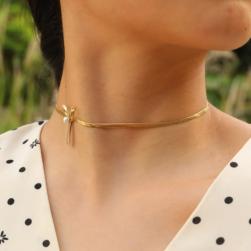 Gold Plated Flat Chain Bow Knot Choker Necklace
