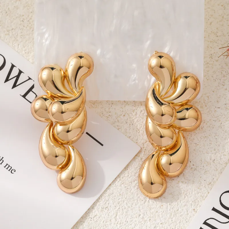 Chunky Multiple Water Drop Earrings In Gold