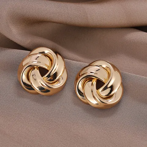 Elegant Gold Hollow Knotted Stud - Large