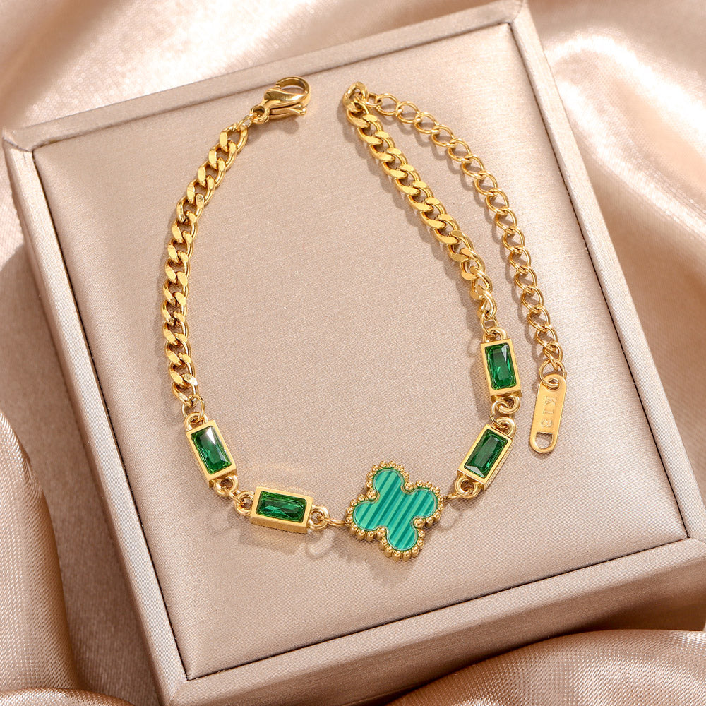 Gold plated baguette and clover bracelet - green
